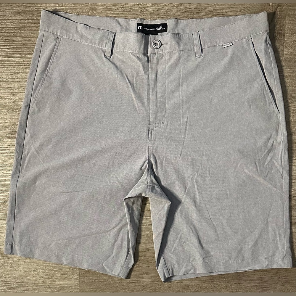 Travis Mathew Golf Shorts Stretch Performance Gray Size 38